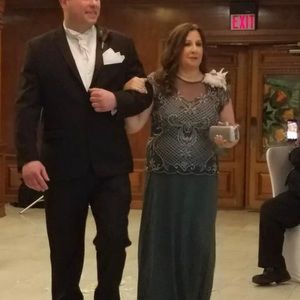 Great MOB or MOG gown. Very comfortable